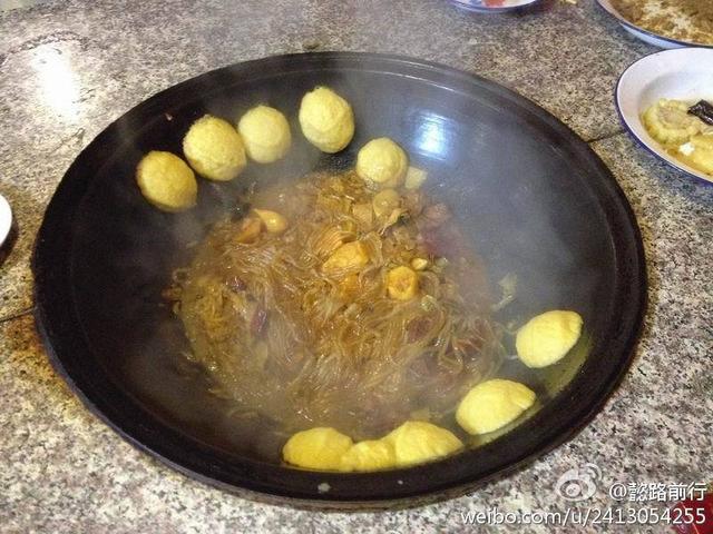 吃貨去哈爾濱一定要吃哪些當(dāng)?shù)氐男〕裕?></a></p>

<p>（6）紅腸干腸也不錯(cuò)，可以帶回去點(diǎn)</p>
<p><a href=